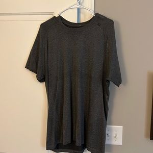 Lululemon men’s shirt